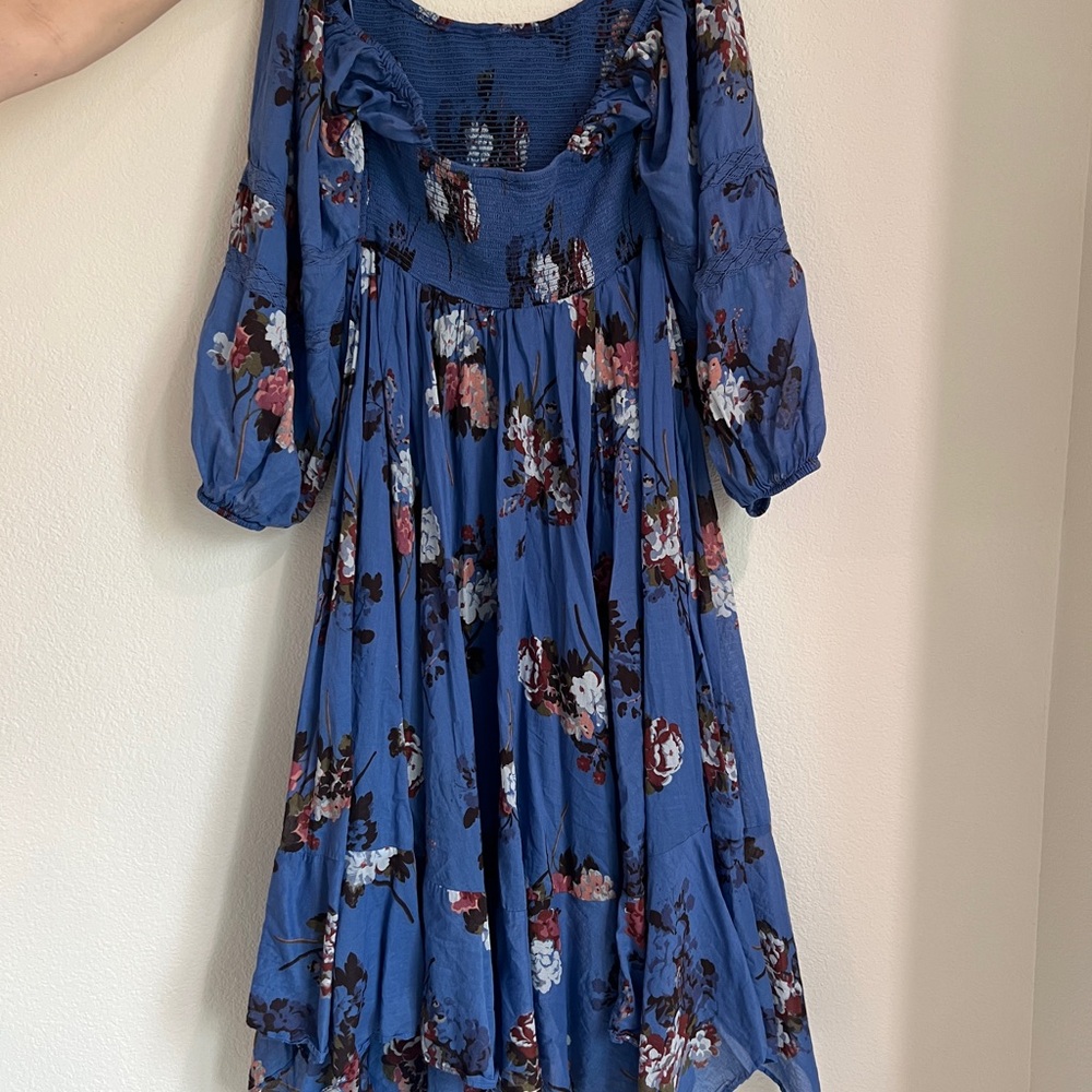 Floral Blue Dress - Picture 3 of 5